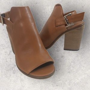 Steve Madden tolento Leather Block Heel Mules Women’s Size 8